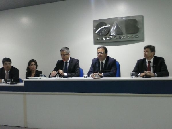 OAB promoveu ato de desagrafo a favor da advogada Jackeline Pacheco