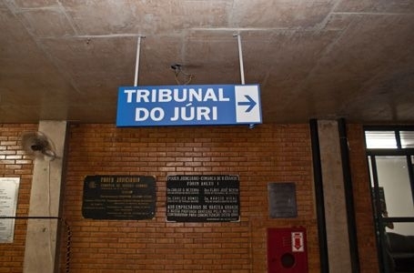 Tribunal do J�ri em V�rzea Grande