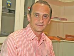 Wilson Santos ainda foi acusado de dano ao errio devido s aes que aprovados em concurso impetraram por no serem emp