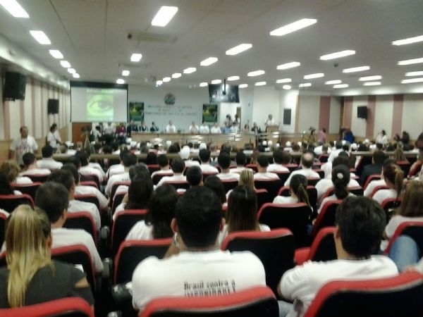 Audi�ncia p�blica realizada em abril deste ano para debater a PEC 37