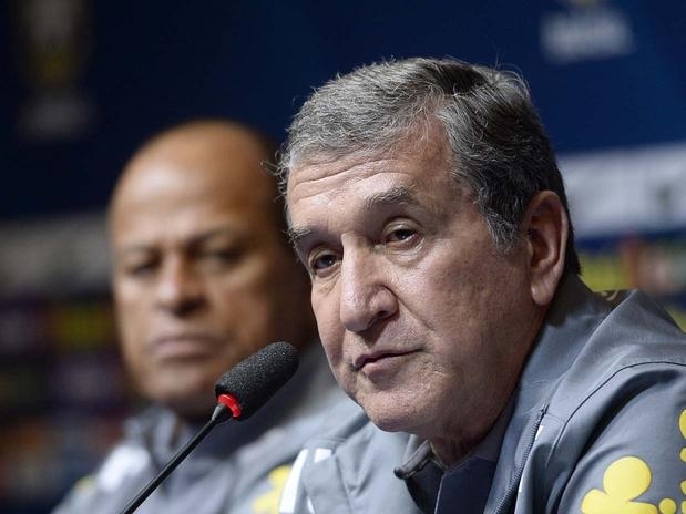 Para Parreira, as manifestaes no vo interferir no apoio  Seleo Brasileira