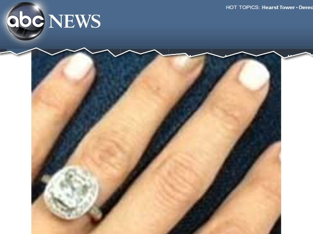 Anel foi vendido no momento em que a dona estava dando  luz no hospital