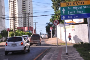 Agora, orienta��es de acesso ao com�rcio constam nas placas instaladas pela SMTU