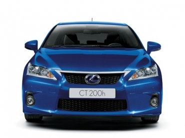 CT 200h tem motor 1.8 que, combinado ao propulsor eltrico, desenvolve 136 cv