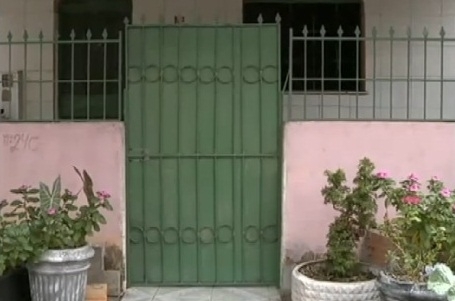 Idosa guardava R$ 50 mil no guarda-roupa de casa