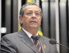 Jayme Campos diz no abrir mo de buscar a reeleio, mas candidatura no  consenso na sigla