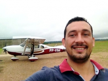 Piloto Paulo Czar Bertocini est desaparecido desde o dia 1.