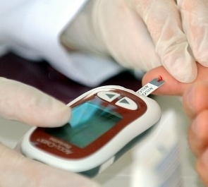 Algoritmo aumenta a exatido na estimativa da glicose no sangue.