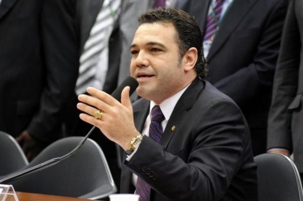Deputado Marco Feliciano defende a ortotansia, mas com cautela