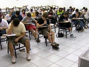 Alunos fazem prova da 2 fase da Unicamp