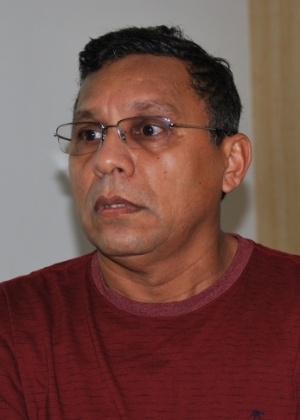 Neves  suspeito de desvio de recursos pblicos