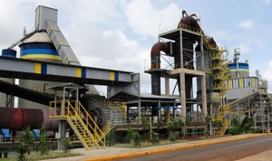 Fbrica da Votorantim Cimentos no Distrito do Aguau