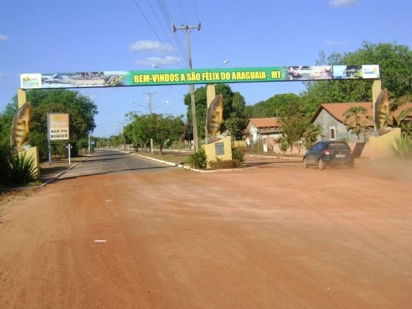 Servidores reclamam de persegui��o pol�tica do prefeito