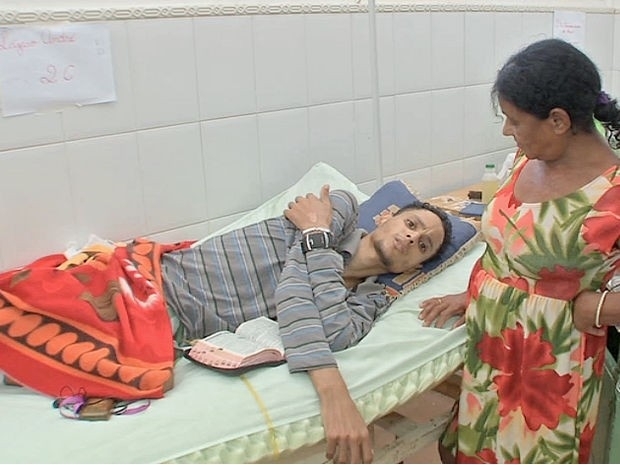 Lzaro se recupera de cirurgia e aguarda liberao de hospital aps dois anos