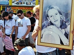 Na poca, amigos e familiares fizeram passeata.