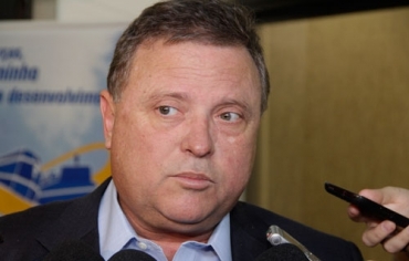 Senador Blairo Maggi cobra firmeza para compensar atrasos na execuo