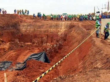 rea do canteiro de obras do Aeroporto de Viracopos onde houve o soterramento 