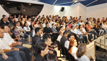 Durante o Frum, populao e organizaes da sociedade civil puderam participar