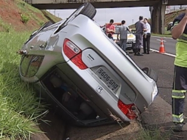 Motorista disse que foi fechada por um caminho