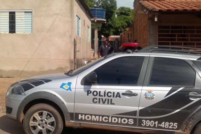Policiais da DHPP foram ao local para iniciar as investigaes