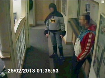 Homem de 27 anos foi trazido  policia com ajuda de 