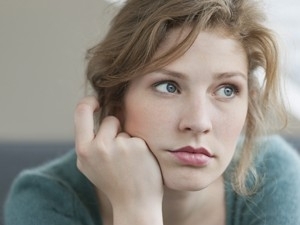 TPM causa sintomas como ansiedade