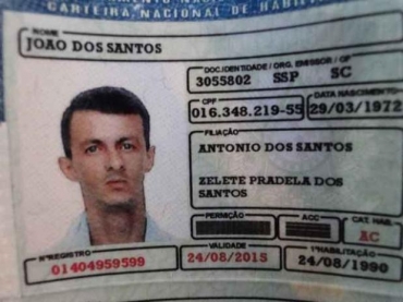 Na carteira de habilitao falsificada, estava escrito 