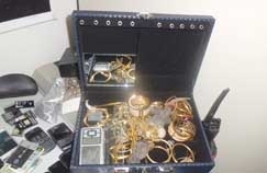 Mais de 200 itens, possivelmente roubados, foram localizados na casa de Luan, que mora no setor 2 do bairro Tijucal