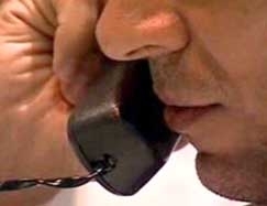 O motorista recebia constantes ligaes da diarista, inclusive com ameaas de morte  famlia