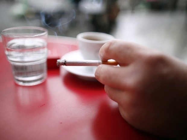 Cigarro est ligado a cncer de bexiga e vrios outros tumores, dizem mdicos