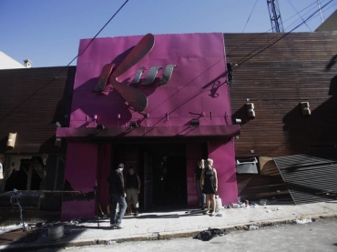 Fachada da boate Kiss na tarde de segunda-feira (28)