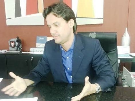 Laura Petraglia - Olhar Direto