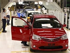 Toyota retoma liderana global de vendas de carros