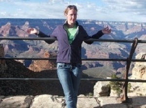 Professora pode ser demitida por foto no Facebook