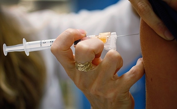 Vacina contra HPV é indicada dos 9 aos 26 anos