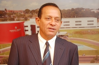 Deputado quer garantir condies de estudos  comunidade acadmica