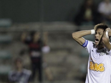 Aps dar espetculo contra o Cruzeiro, Neymar teve uma atuao apagada neste domingo