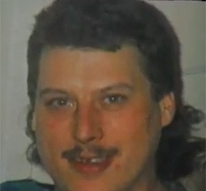 Carteiro achou que corpo era boneco do Dia das Bruxas e ignorou morto