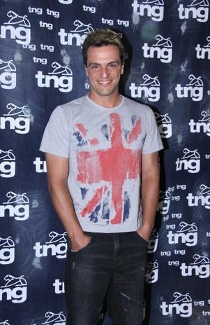 Rodrigo Lombardi opiniou sobre a polmica envolvendo a brasileira Catarina Migliorini, que leiloou sua virgindade