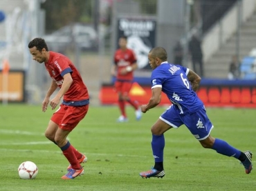 Nen jogou no Santos em 2003