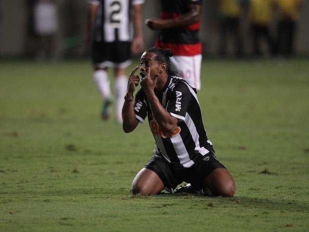 Ronaldinho estaria na mira do Fluminense para a prxima temporada