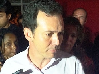 Petista diz que fez campanha de acertos e n�o se arrepende de nada