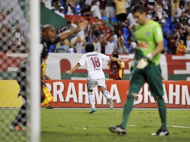 Com gol no primeiro tempo e assist�ncia no segundo, Wellington Nem deixou Flu perto de t�tulo