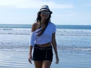 Catarina Migliorini leiloa a virgindade