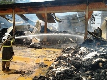 Algodoeira fica em zona rural, prximo a Primavera do Leste