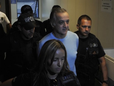 Deciso do TRF-1 no deve tirar Carlinhos Cachoeira da priso