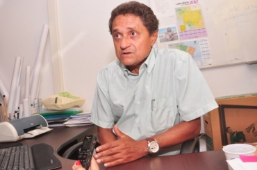 Socilogo diz que jovens querem ostentar seus bens de consumo