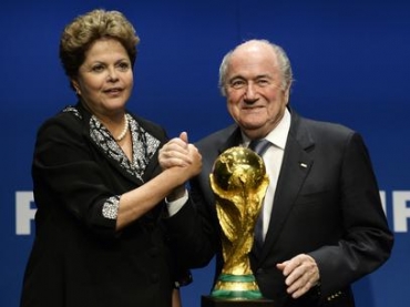 Blatter recebeu garantias da presidente Dilma Rousseff de que o Brasil estar pronto para a Copa