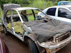 Peas em melhores condies dos carros roubados eram vendidas pelo dono da casa, que trabalha no ramo, por um bom preo