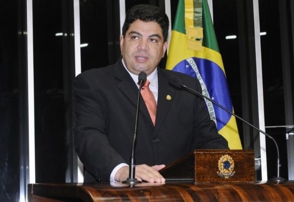 Senador Jos Aparecido dos Santos, o Cidinho